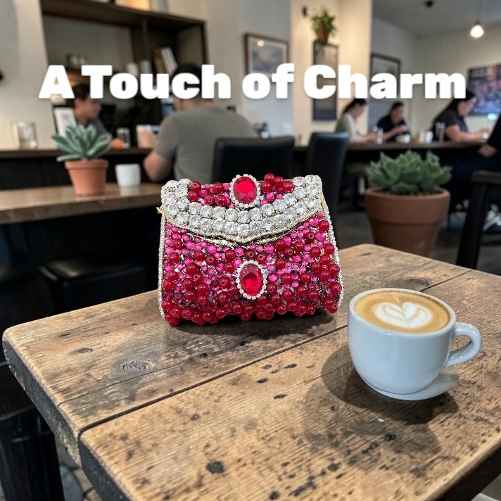 The Beverly clutch