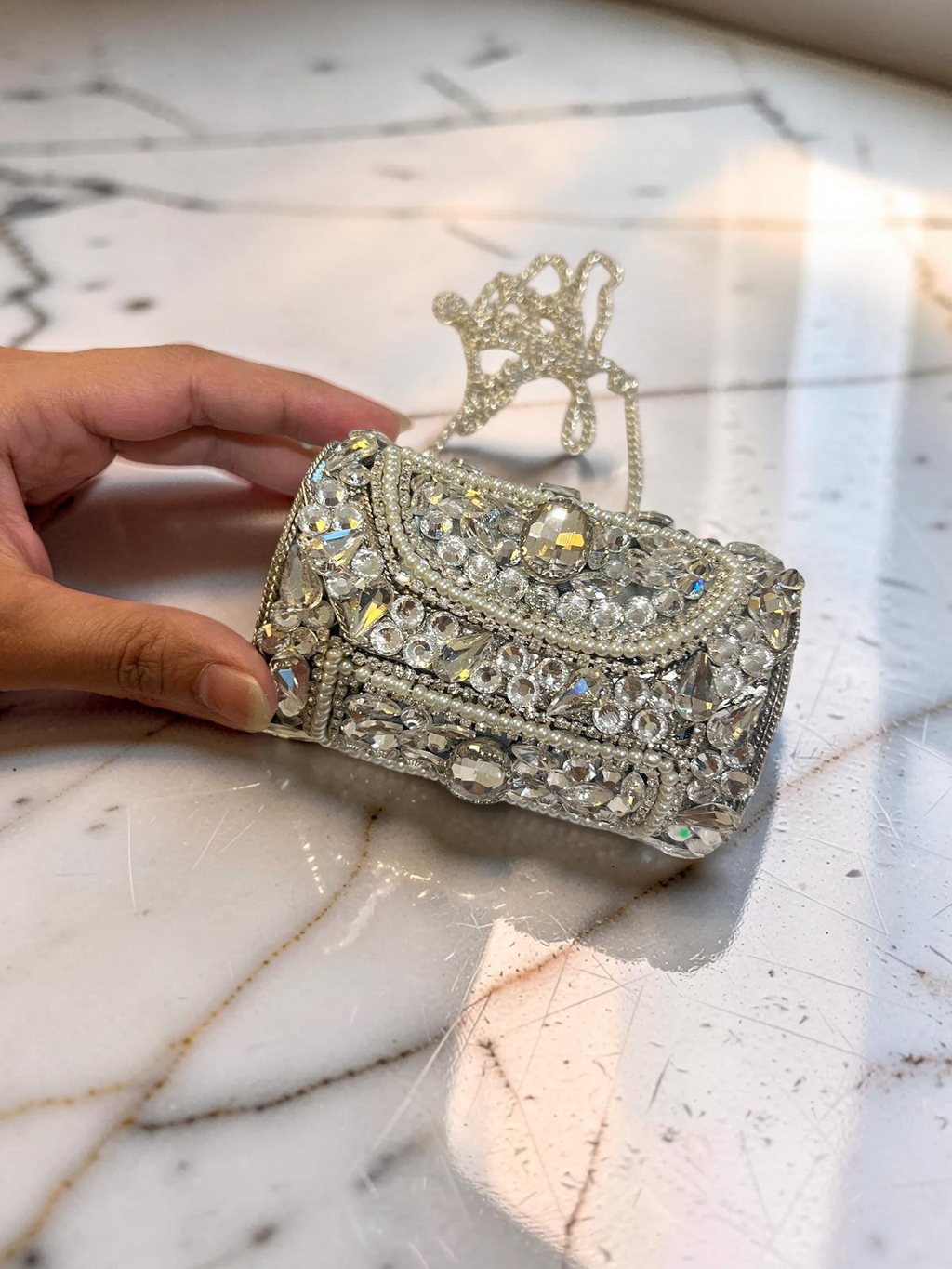 The Sara clutch
